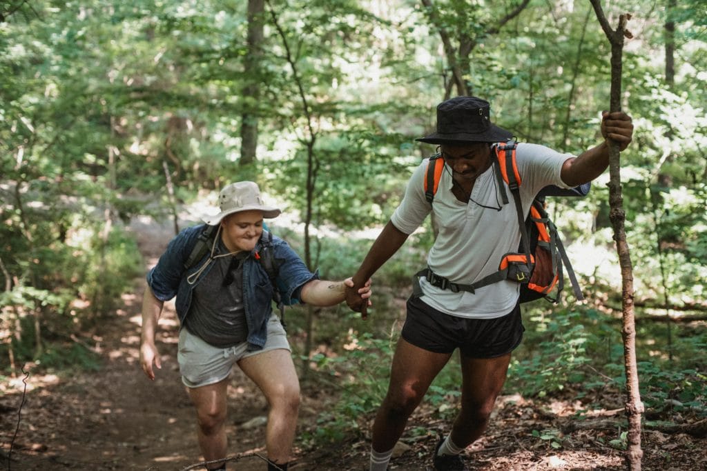 stay safe when traveling hike