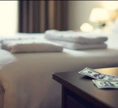 tip hotel housekeeper TWD